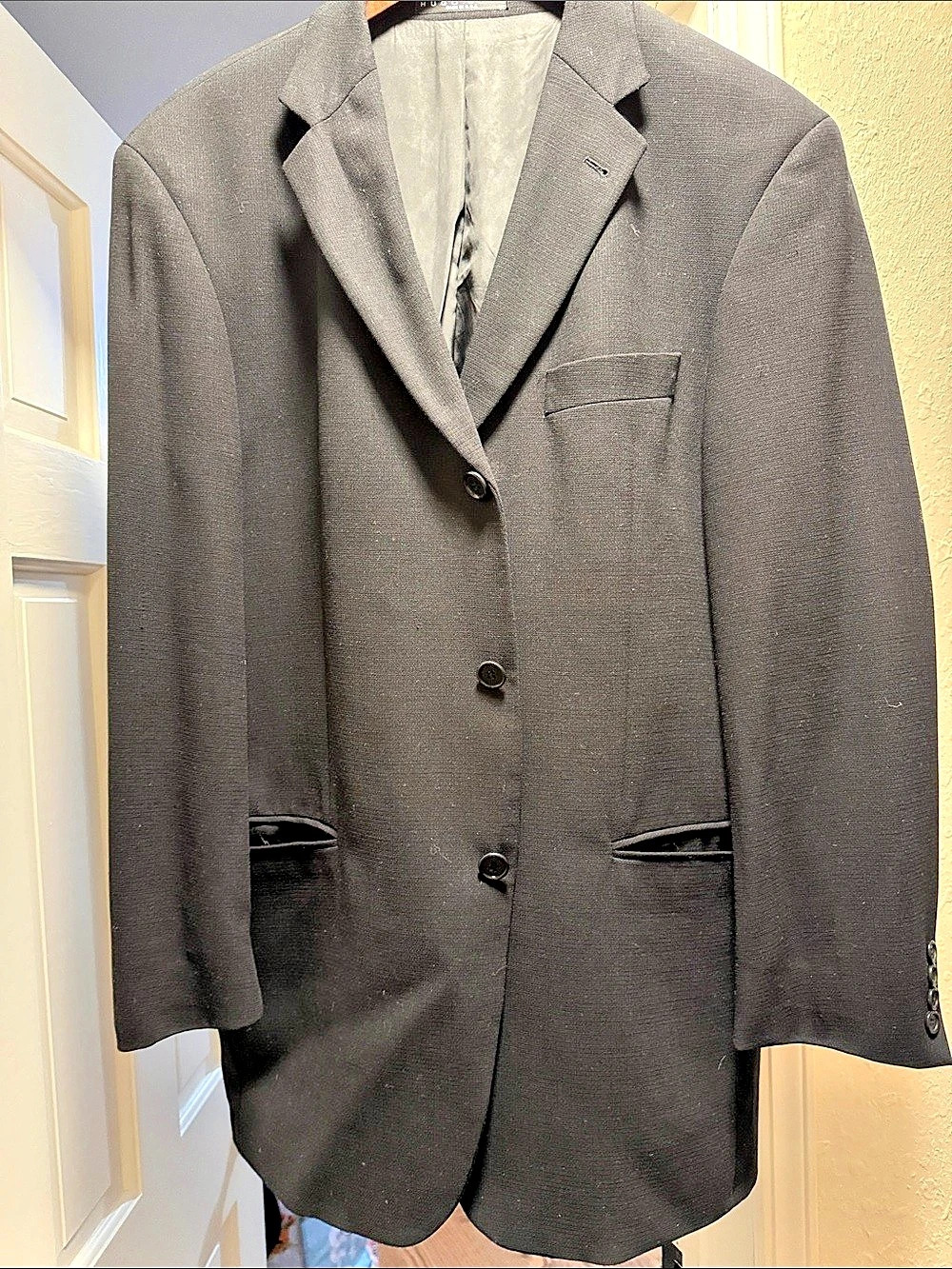 Hugo Boss Wool Blazer in Black Size 40